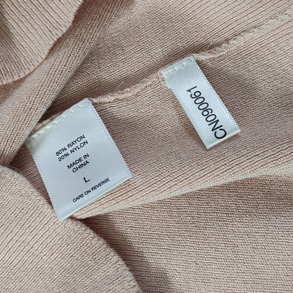 Chic Off-Shoulder Blush Sweater - Picture 12 of 12